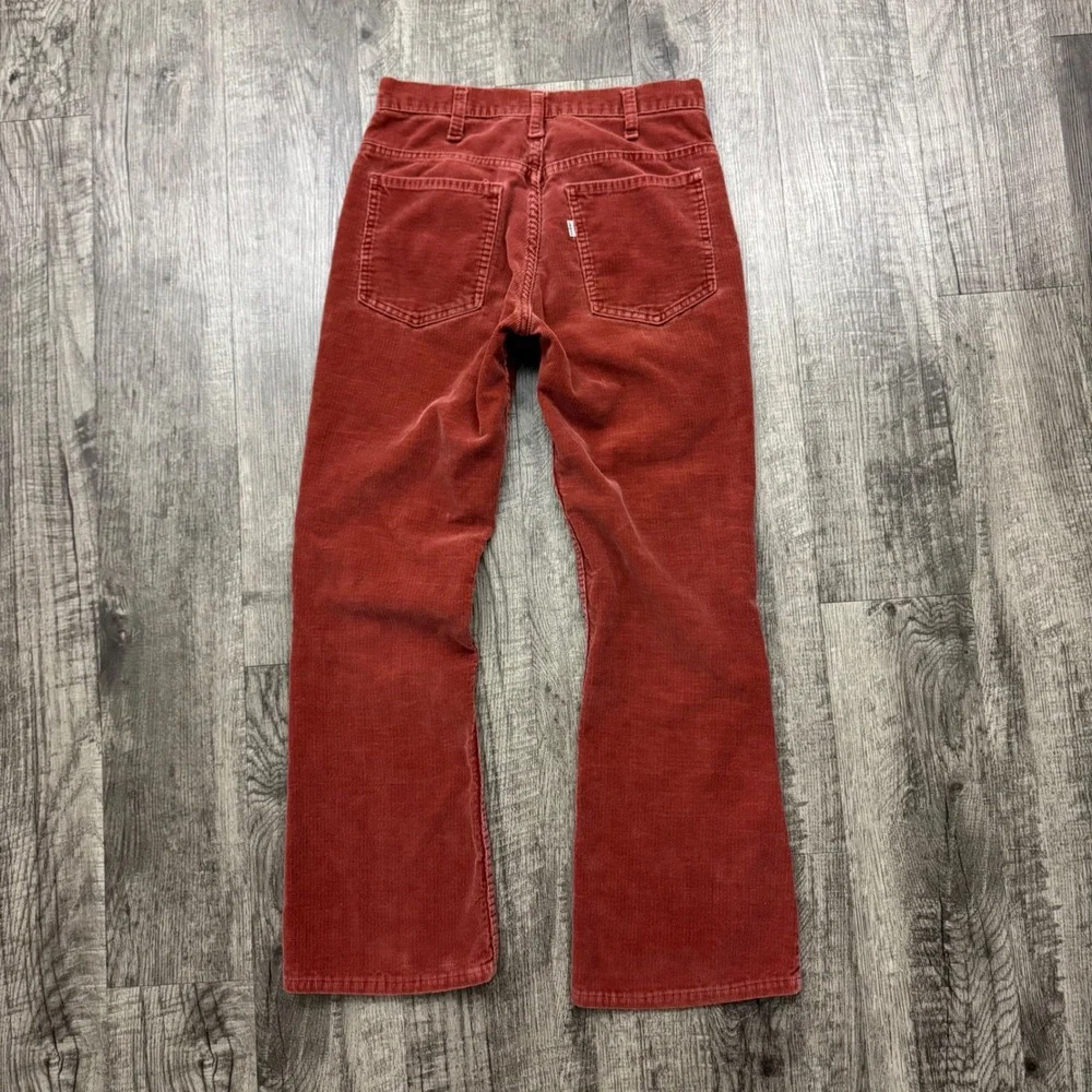 Levis measured as